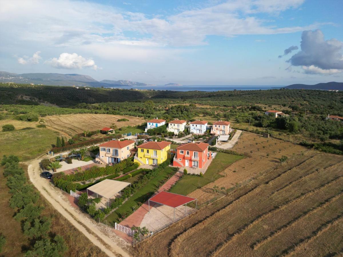 Iridia Resort Villas Foiniki Exterior photo